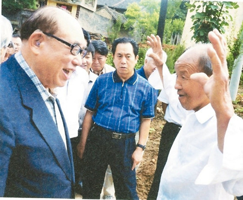 郝柏村自費重返抗日戰(zhàn)場著新書冀傳承歷史種子（圖）