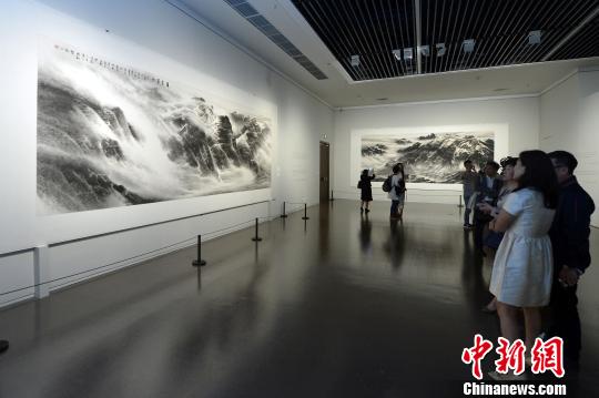 許欽松山水畫展“吞吐大荒”亮相上海中華藝術(shù)宮