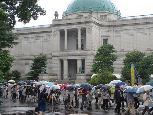 翠玉白菜在日展出最後一日博物館外大排長龍（圖）