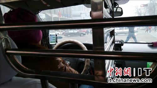 打車軟體補貼停熱度減專家：深挖“大數(shù)據(jù)”或是出路