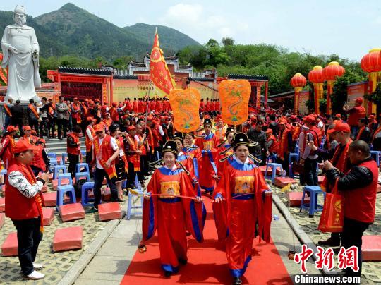 福州舉行第五屆閩王文化旅遊節(jié)兩岸王氏宗親共祭閩王