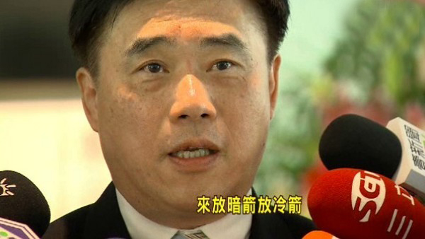 郝龍斌怒批柯文哲：躲在背後放冷箭的“小人、癟三”