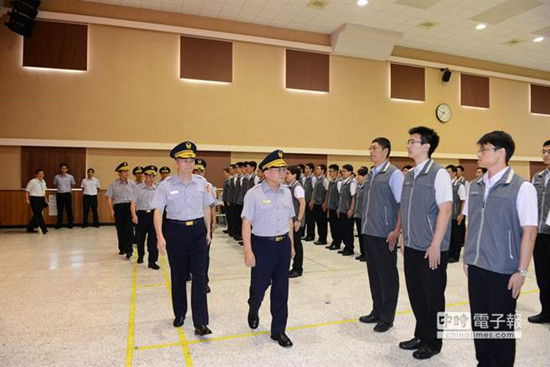 臺灣2016“大選”參選人隨扈成軍女警官成焦點(diǎn)