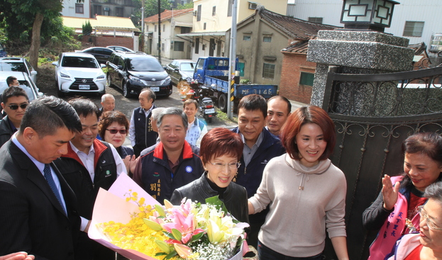 鐵粉為洪秀柱抱屈 建議競(jìng)選國(guó)民黨主席