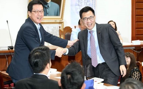 國(guó)民黨黨團(tuán)總召改選 青壯派代表江啟臣勝出