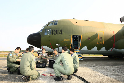 臺(tái)灣空軍飛太平島上空搜尋MH370未發(fā)現(xiàn)可疑對(duì)象