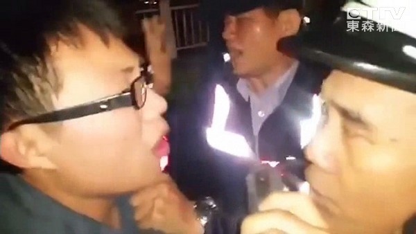 高雄男子向女友求婚卻遭警方對空鳴槍，憤而怒告警察執(zhí)法過當。（臺媒圖）