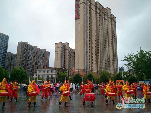 第九屆全國網(wǎng)路媒體江西遊在武寧縣西海燕旅遊碼頭啟動(dòng)