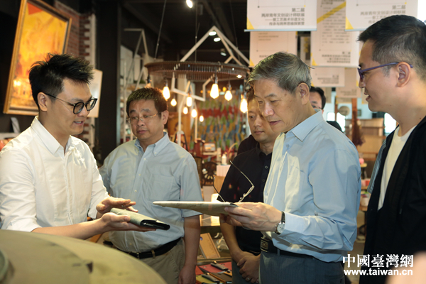 張志軍參訪上海麥可將文創(chuàng)園